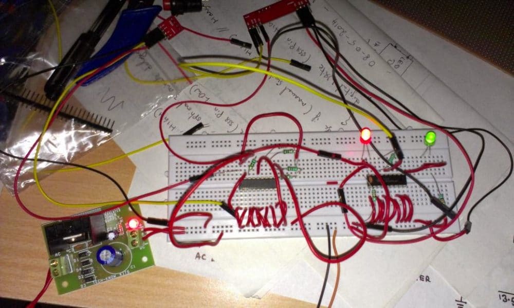 Circuito de controle remoto RF simples sem microcontrolador 13 Imagens de protótipo de circuito