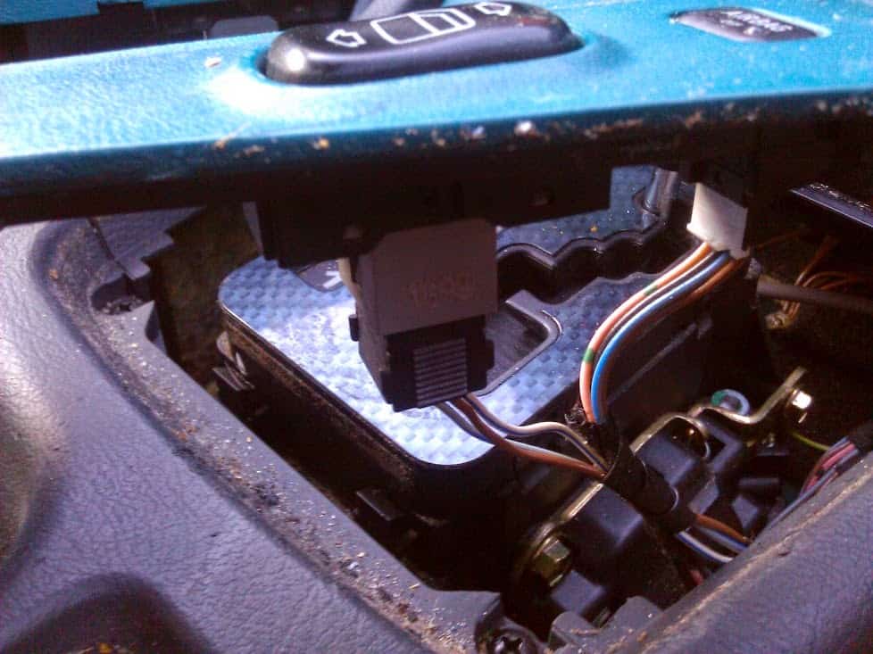 Circuito otimizador de fechamento da porta do carro 8 Circuito otimizador de fechamento da porta do carro