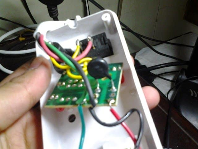 Fase CA, Neutro, Circuito Indicador de Falta à Terra 9 Especificações técnicas