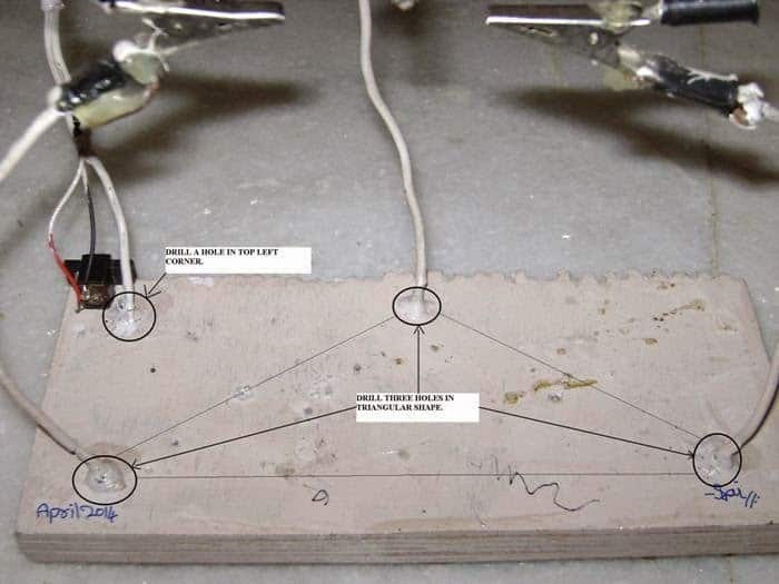 Fazendo uma “terceira mão de ajuda” para ajudar em trabalhos de solda 5 PROCEDIMENTO DE REALIZAÇÃO: