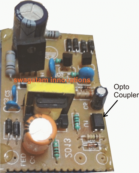 Como modificar o SMPS para saída de corrente e tensão ajustáveis 11 Identificando o optoacoplador