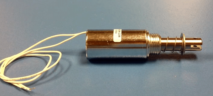 Detalhes mecânicos da porta