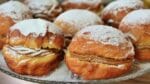 SONHO DE PADARIA COM RECHEIO DE DOCE DE LEITE SUPER FÁCIL | Menino Prendado