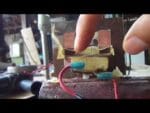 Trafo de microondas puxa mais corrente sem o secundário?