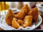 APRENDA A FAZER COXINHA DE CAMARÃO COM REQUEIJÃO É MASSA DE BATATA,SEM TRIGO