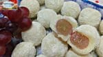 BRIGADEIRO DE LEITE EM PÓ RECHEADO COM UVAS UMA DELÍCIA. #receitasnicia #brigadeirodelimao