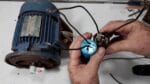 Motor Trifásico em rede Monofásica com reversão