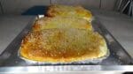 Como fazer pão de cebola recheado com frango e queijo