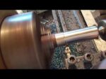 Martelo de aço para funilaria feito no torno