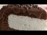 É UMA DELÍCIA ESSA FATIA DA FELICIDADE/ IMPOSSÍVEL DAR SÓ UMA MORDIDA.(FANCY CHOCOLATE CAKE) 蛋糕