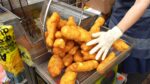 O restaurante pretzel nº 1 do país! Torção de arroz glutinoso feliz / Mercado Seomun / Fazendo donuts torcidos / palito de pão / comida de rua coreana