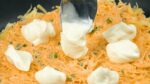 Batata rösti recheada com frango cremoso picante