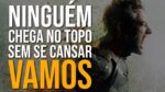 É FÁCIL DEPOIS QUE SE CHEGA AO TOPO DISPENSAR A ESCADA (Motivação)
