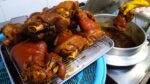 Pés de porco puros cozidos sem ervas medicinais, muitos frequentadores / Pés de porco assados coreanos (Jokbal) – Comida de rua coreana