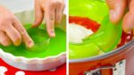 Muito legal! Um cheesecake com gelatina e cereja