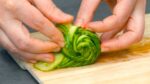 6 ideias artísticas com um pepino que você precisa experimentar