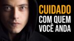 CUIDADO COM QUE TE DAR UM TAPINHA NAS COSTAS | MOTIVAÇÃO