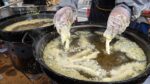 Limpe o óleo novo, frite instantâneo crocante!  / óleo novo limpo, comida frita crocante – comida de rua coreana