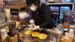 40 anos de gosto como é!  Torrada de 1.500 won do mercado de Gwangjang / torrada de queijo com presunto – mercado de Gwangjang / comida de rua coreana