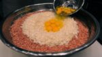 Hambúrguer de bife de hambúrguer grosso por 4 dólares – comida de rua coreana
