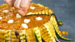 Pronto para se surpreender? Abobrinha e berinjela fazem deste bolo um banquete para os olhos!
