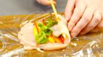 3 aperitivos no espeto: enrolados de carnes com casquinha crocante