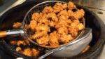 3 caldeirões grandes não são suficientes? Frango inteiro no mercado caldeirão vendendo 100 peças por dia / frango frito coreano / comida de rua coreana