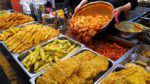 A melhor lanchonete que vende 10.000 batatas fritas por dia? King tteokbokki, arroz frito caseiro, sundae / bolo de arroz picante Tteokbokki / comida de rua coreana