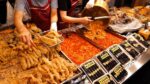 Comendo na fila desde a manhã? Uma famosa lanchonete! Tteokbokki, tempura, bolo de peixe, gimbap, sundae / bolo de arroz picante Tteokbokki / comida de rua coreana