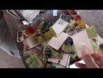 Carregador de baterias feito com lata de tinta amostra