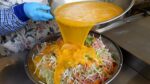 Muitos ovos! torrada de queijo mussarela, molho caseiro – comida de rua coreana