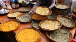 3000 won no valor!  Jeon vegetal Daewang, Jeon Leek, Jeon repolho, Jeon abóbora / Jeon tradicional coreano / comida de rua coreana